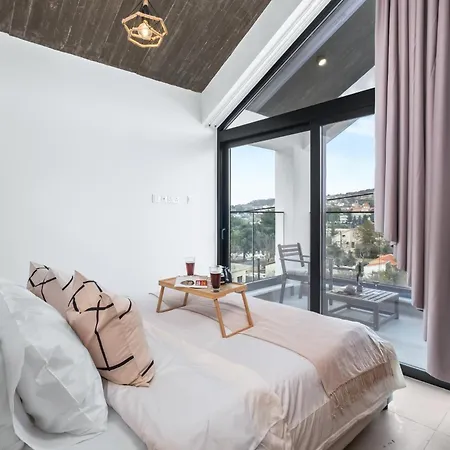 Pamboo Ampelos House By Nomads *